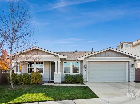 3941 E Berghan St, Meridian, ID 83642