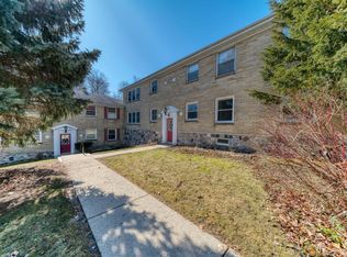 1313 E Randolph Ct, Milwaukee, WI 53212