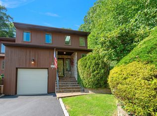 31 North Rd, Northport, NY 11768