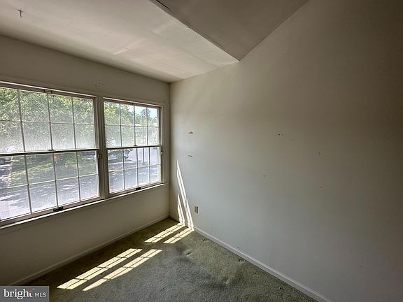 3rd image of 3001 E Chestnut Ave APT H77