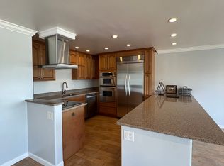 2800 75th Pl SE APT 103, Mercer Island, WA 98040