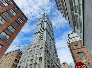 30 Nelson St #408, Toronto, ON M5V 0H5