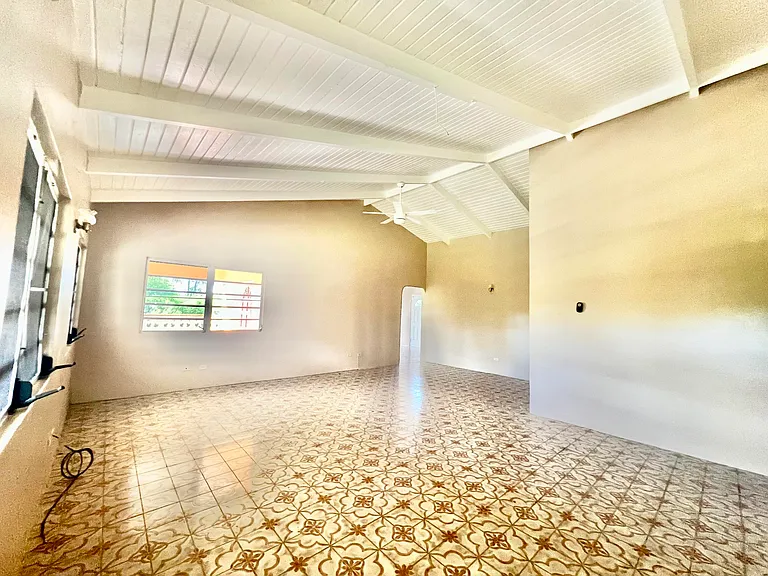 1K La Grange Ave — Photo 7