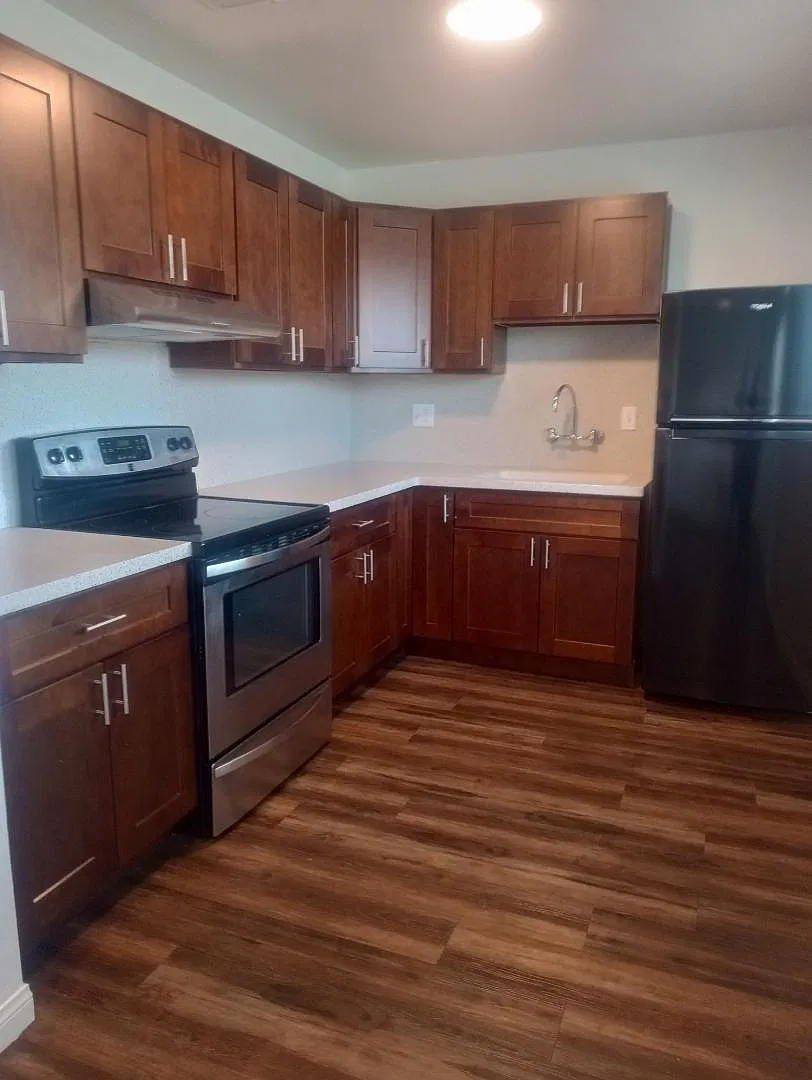 1881 Loma Vista St - 17 — Photo 1