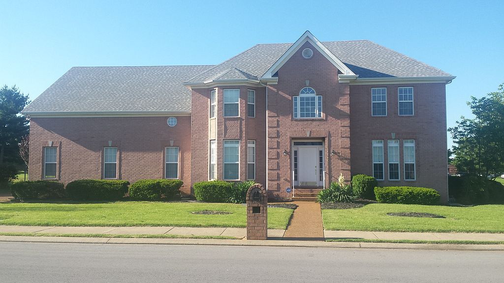 2326 Amber Glen Dr - Property Image