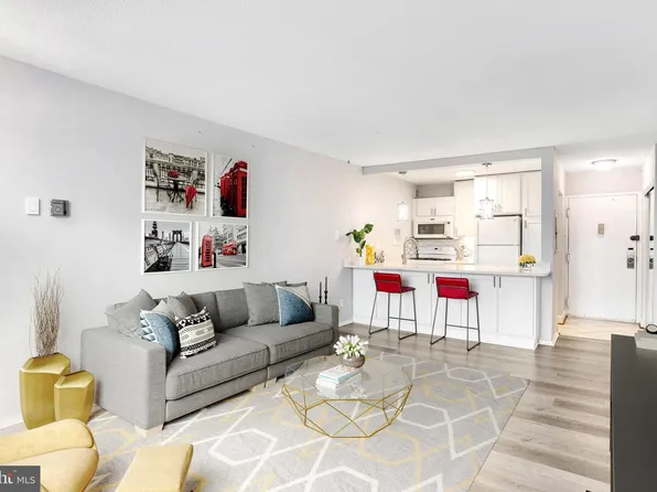 11801 Rockville Pike APT 315, Rockville, MD 20852