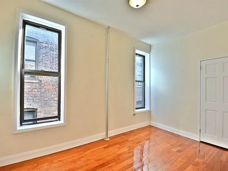 520 W 123rd St #4E — Photo 4