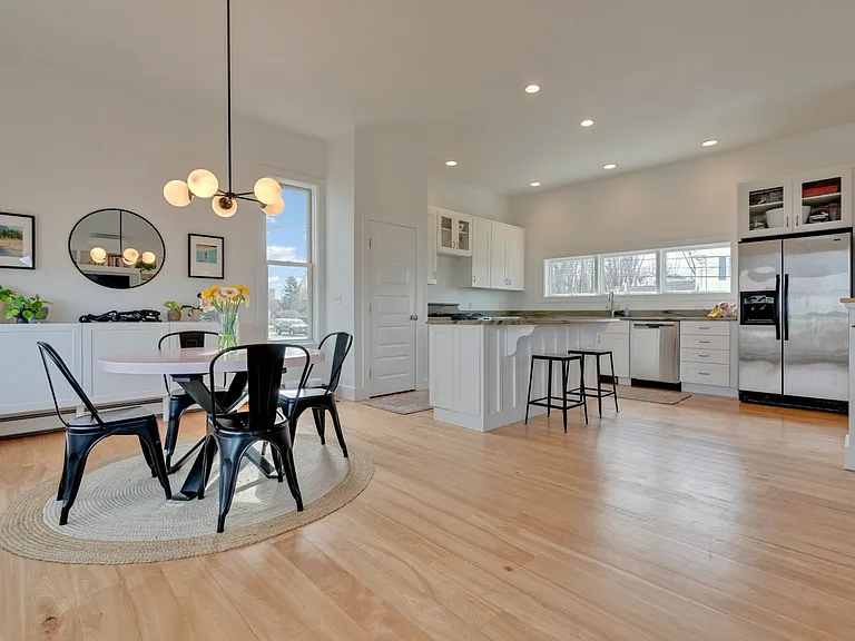 4 Gould Rd — Photo 15
