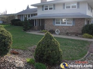 1411 2nd Ave, Camanche, IA 52730