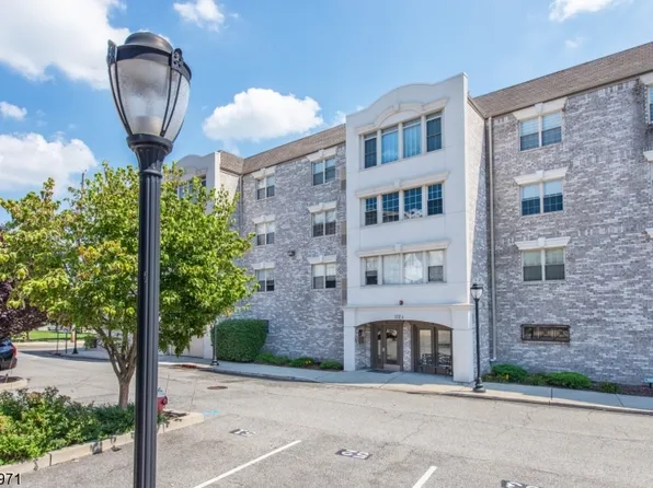 132 Union Avenue #205A, East Rutherford Boro, NJ 07073
