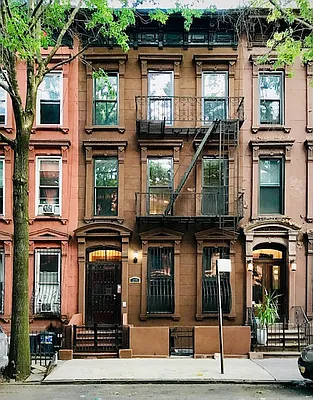 Rented by Southfacing Realty, LLC | media 18