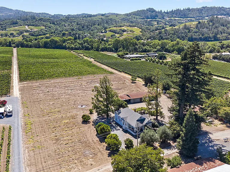 4980 Dry Creek Rd — Photo 23