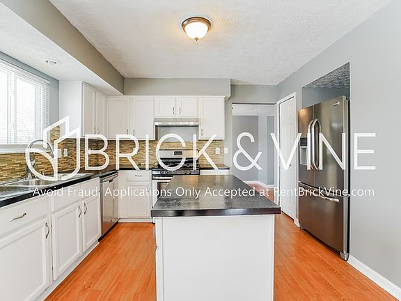 5th image of 720 Corgi Dr