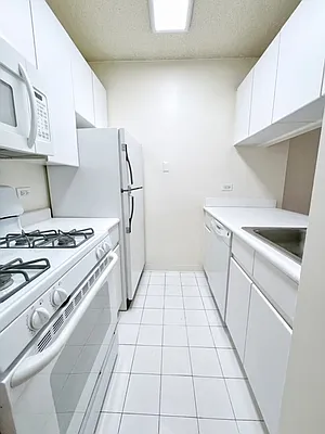 Rented by Royal Operation System | media 17