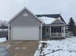 209 S Wayne St, Mendon, OH 45862