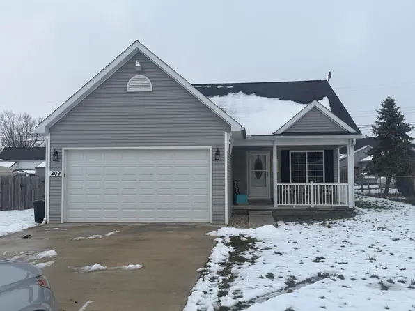 209 S Wayne St, Mendon, OH 45862