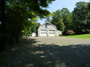 64 Dibble Edge Rd, Wallingford, CT 06492