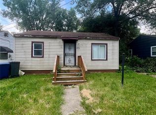 1218 E Piper Ave, Flint, MI 48505