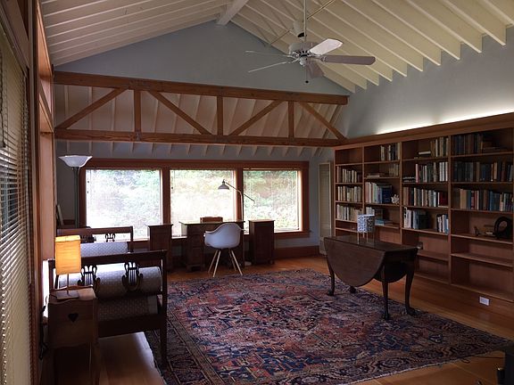 writers studio w full bath and separate bedroom