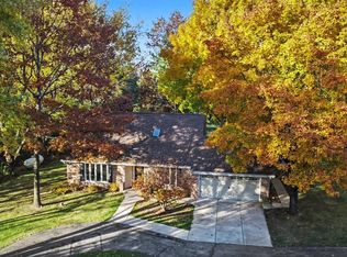 S4W32766 Government Hill Rd, Delafield, WI 53018