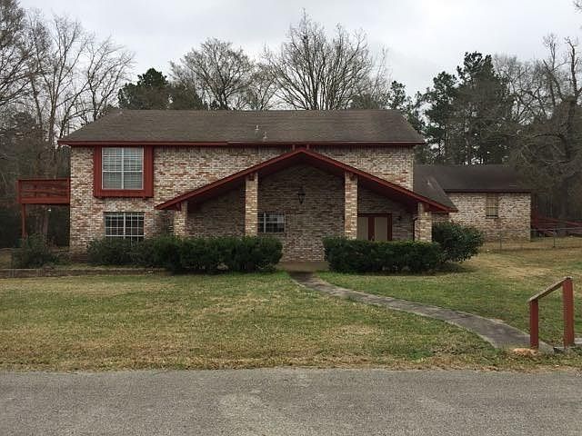 1st image of 78 Woodland Hill Dr