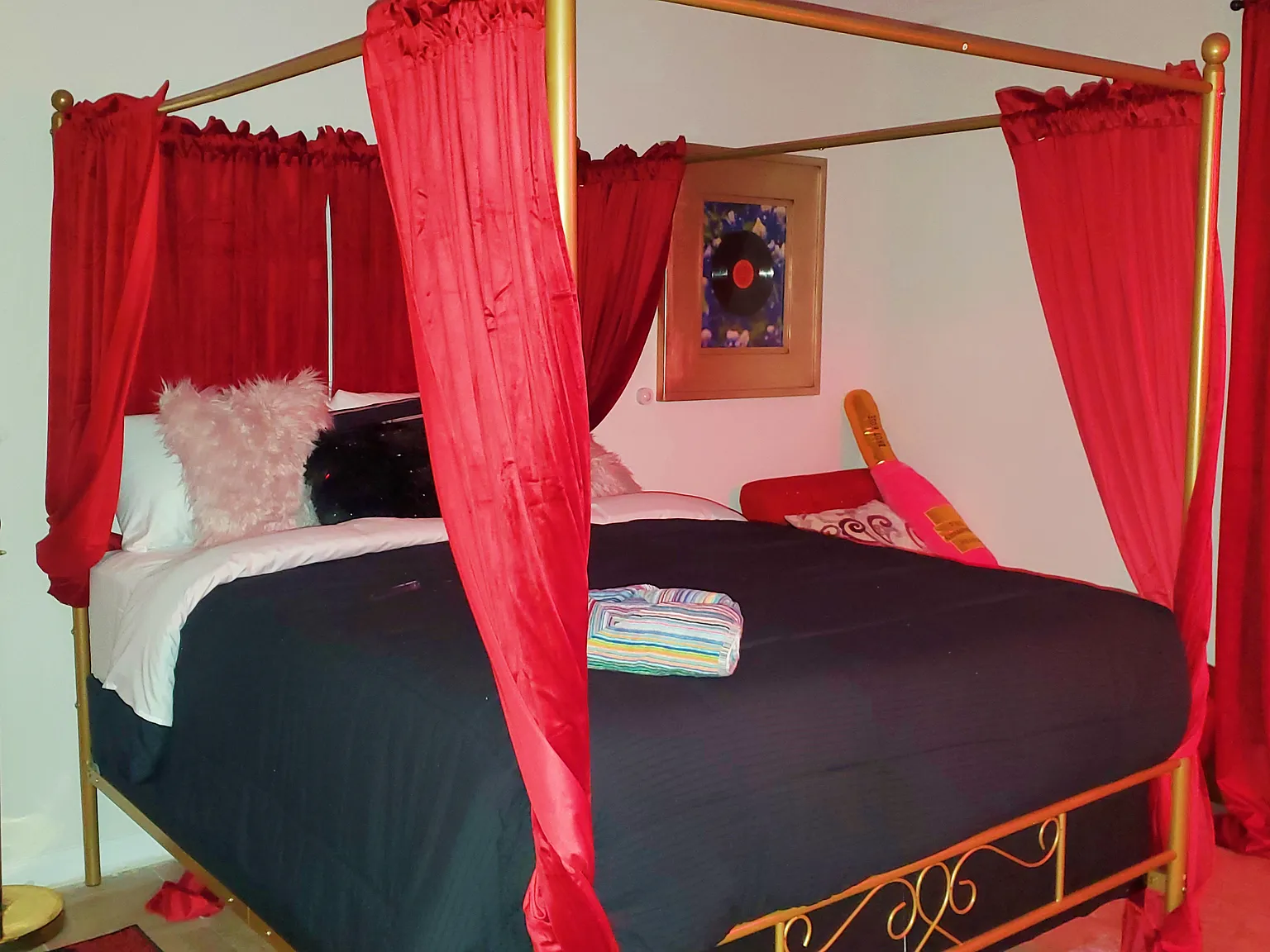 3 bed, $3,000 — Photo 4