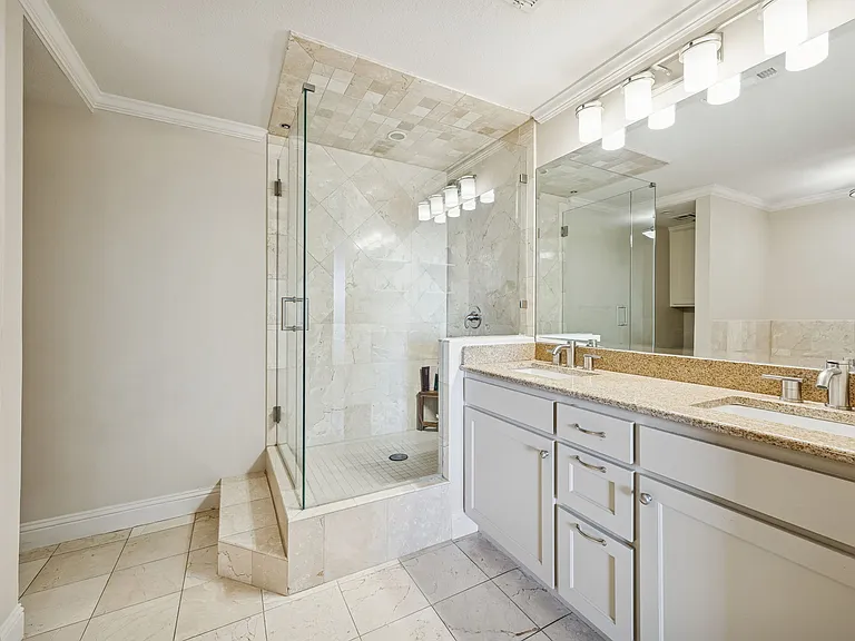 5909 Luther Ln #2105 — Photo 17