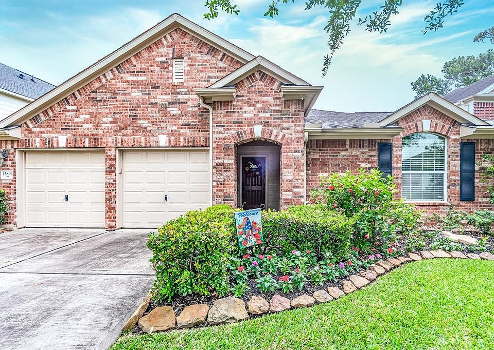 1st image of 15818 Magnolia Shores Ln