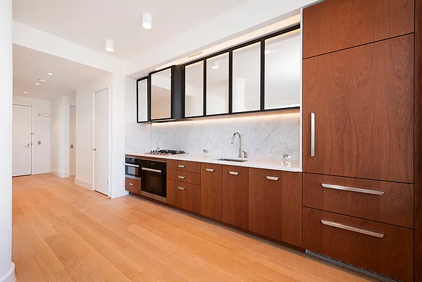 Rented by R New York | media 16