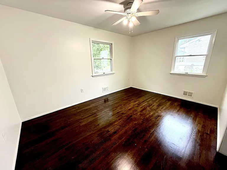 1000 Bismarck St — Photo 14