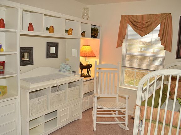 5th image of 308 Sleepy Hollow Dr #2419