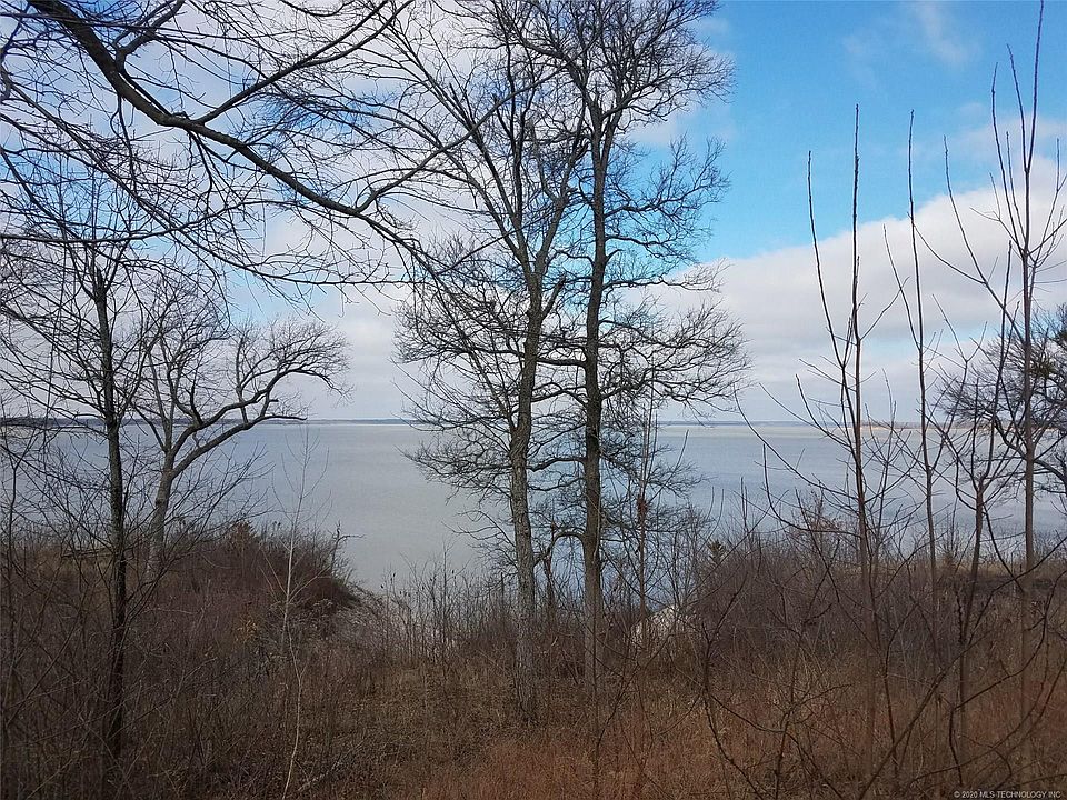 2nd image of 24 Lakeside Ridge Rd