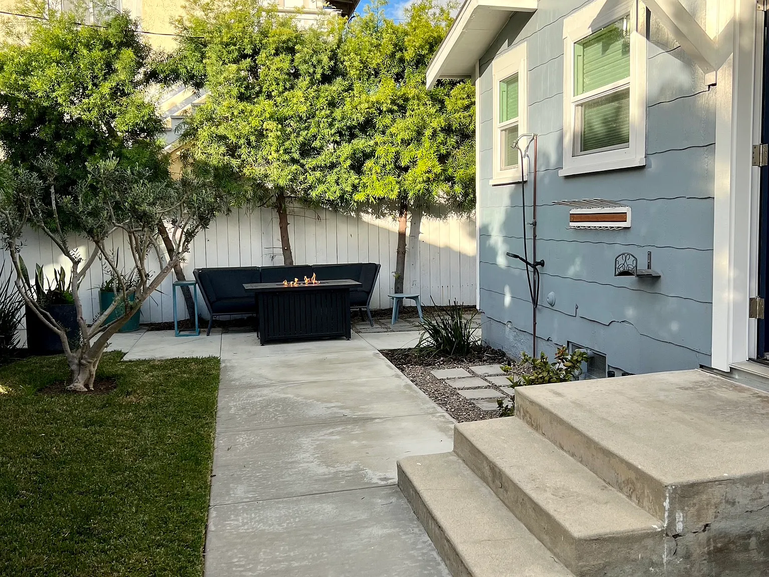 Chicago Ave, Huntington Beach — Photo 4