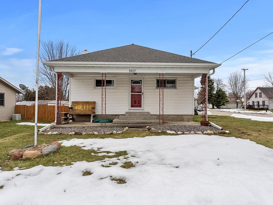 3517 Columbus STREET Manitowoc WI 54220 MLS 1863852 Zillow