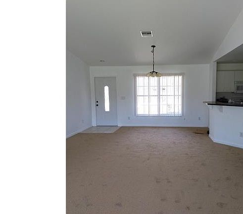 5th image of 504 Ames St E