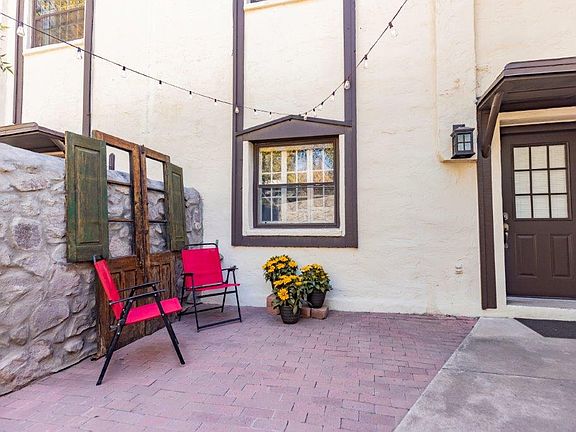 Private entry courtyard.