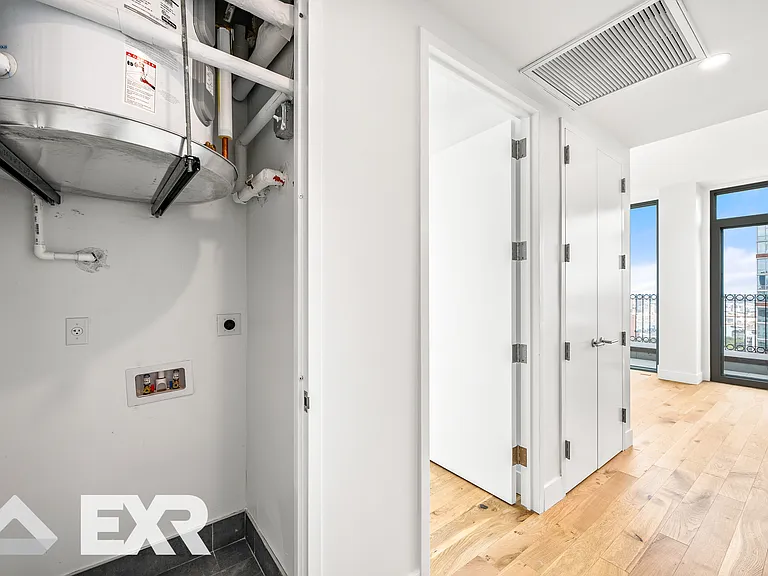 69 Adams St #25F — Photo 9
