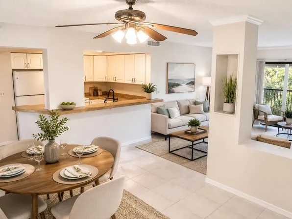 2112 S Cypress Bend Dr, Pompano Beach, FL