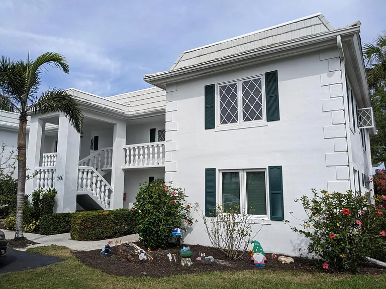 260 Palm River Blvd #A201 — Photo 2