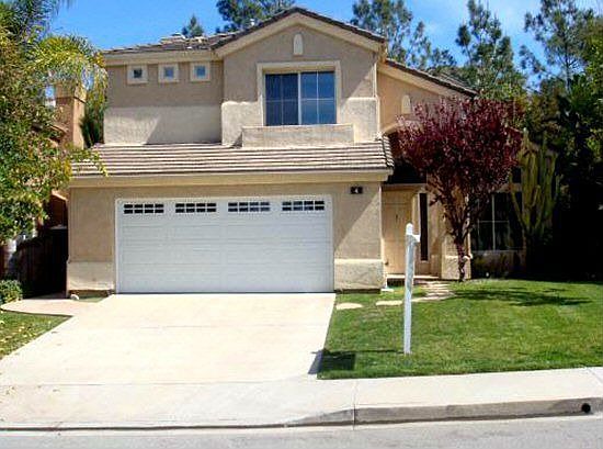 1st image of 4 Solitaire Ln
