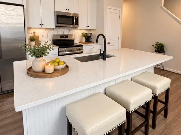 4227 Command Field Ct, Fredericksburg, VA 22408