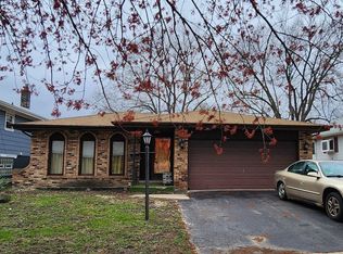 18454 Ridgewood Ave, Lansing, IL 60438