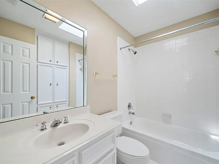 13811 Muirfield Village Dr — Photo 19