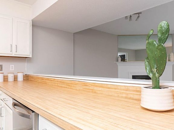 3rd image of 2679 Cottage Pl
