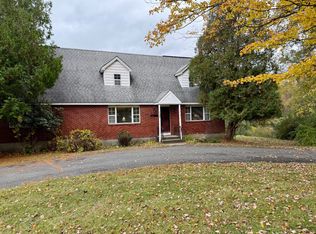137 Sharpe Rd, Wynantskill, NY 12198