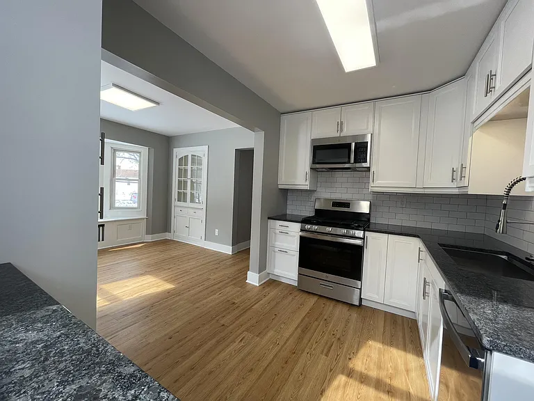 4059 Brunswick Ave S — Photo 9