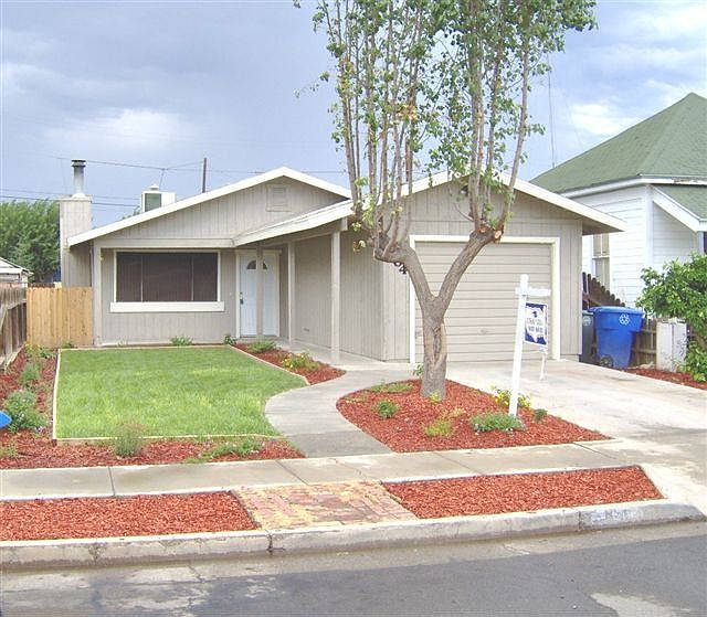Remodeled 3 Bd 2 Ba