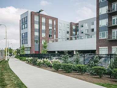 Quarter features luxury 1-bed, 2-bed and studio apartment homes in Cleveland's historic Ohio City neighborhood. — photo 11