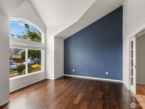 4th image of 8322 55th Avenue SE