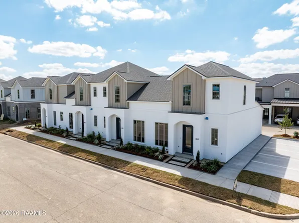 805 Broyles St #105, Youngsville, LA 70592